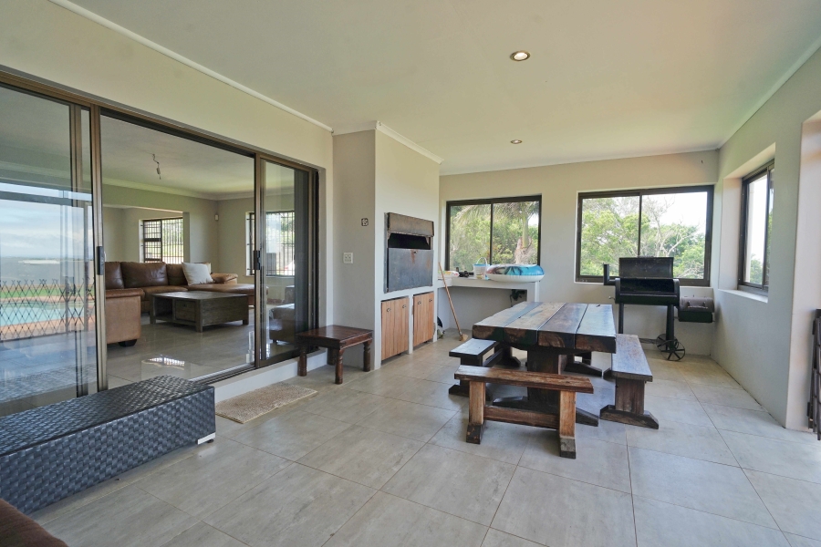 5 Bedroom Property for Sale in Vincent Heights Eastern Cape